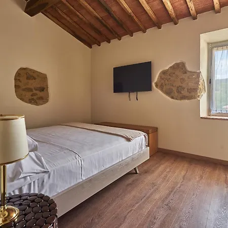 Croce Di Mezzo Villa Montalcino Exterior foto
